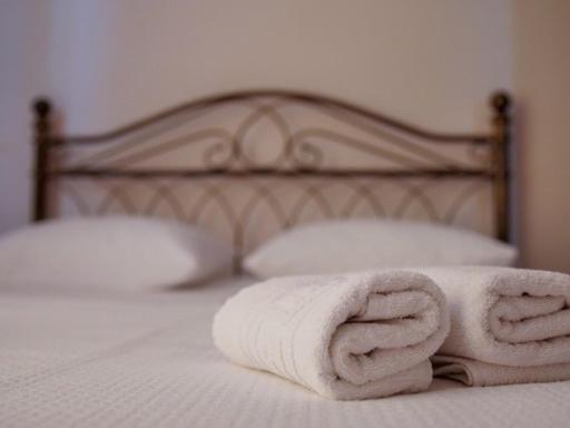 Vironas Hotel Himare Exterior foto