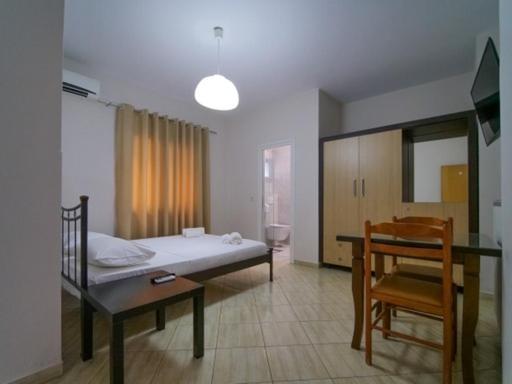 Vironas Hotel Himare Exterior foto