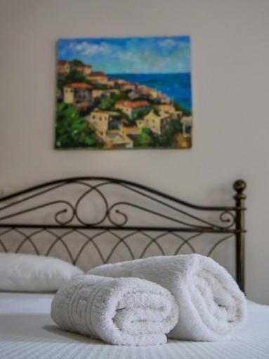 Vironas Hotel Himare Exterior foto